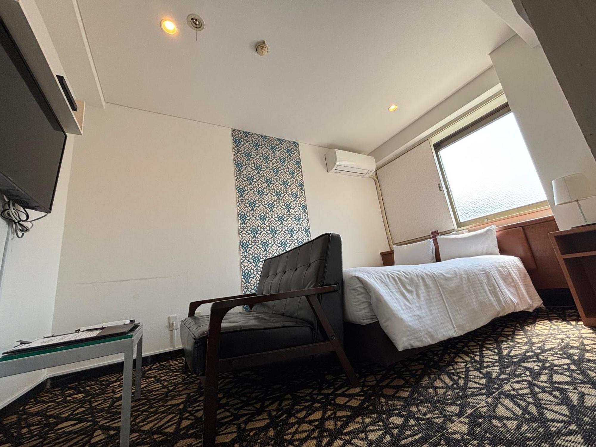 โรงแรมเซเรโซ โรงแรม